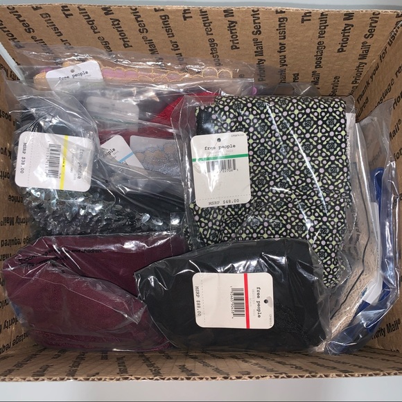 Reseller Lot Free People Bundle All New - Picture 4 of 6